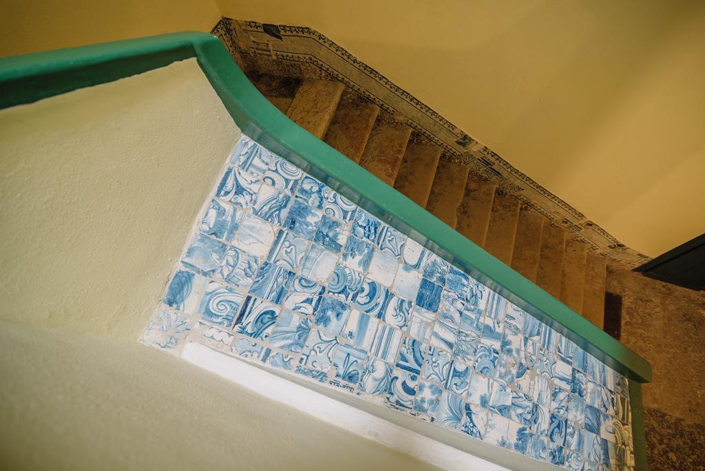 Camoes Deluxe Bairro Alto Apartment Lisbon Luaran gambar