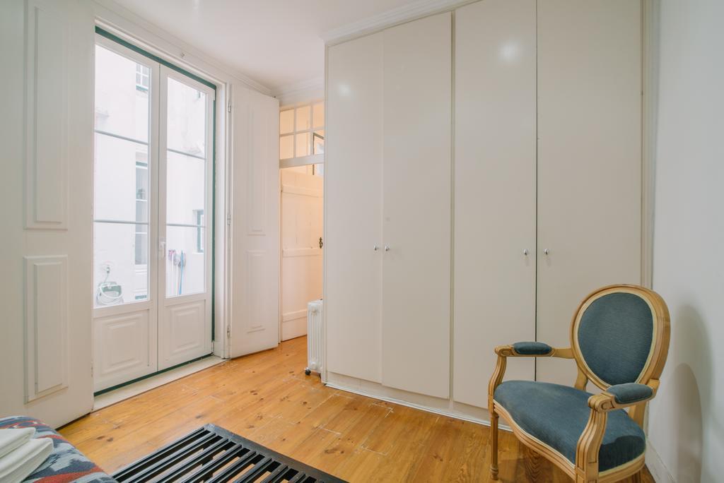 Camoes Deluxe Bairro Alto Apartment Lisbon Luaran gambar