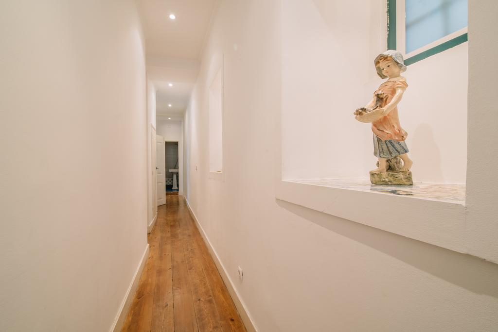Camoes Deluxe Bairro Alto Apartment Lisbon Luaran gambar